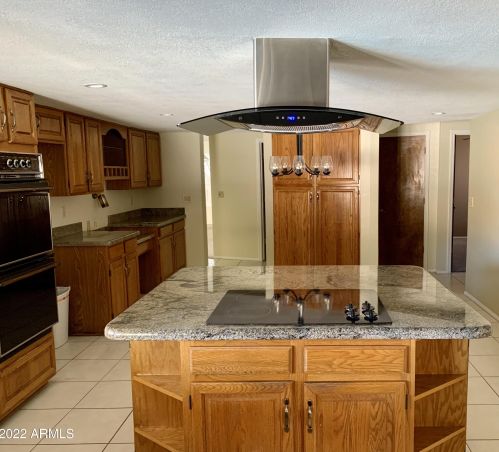 5718 Woodridge Dr, Scottsdale AZ  85254-5997 exterior