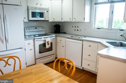 308 Gladstone Ave, Atlantic City NJ  08402-1634 exterior