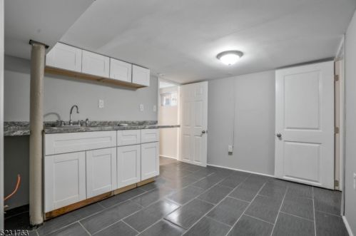 551 Leo St, Industrial Hillside NJ  07205-1726 exterior