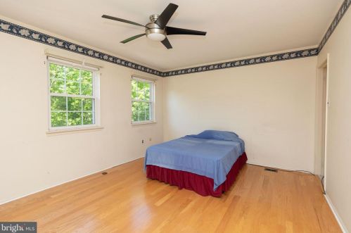 225 Ash Ln, Miquon PA 19444-2101 exterior