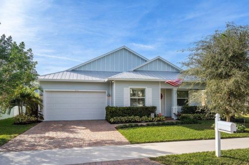 3076 Ellsworth Ave, Palm City, FL 34990-3205