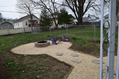 945 Seborn Ave, Zanesville OH  43701-5676 exterior