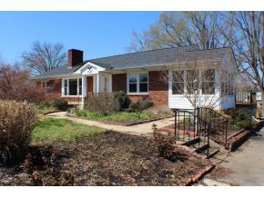 1807 Mebane St, Burlington, NC 27215-4217
