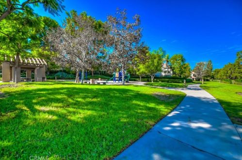 621 Sepulveda Pl, Placentia CA  92870-4292 exterior