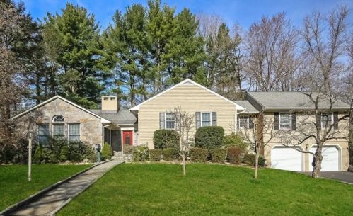 23 Paddington Rd, Scarsdale, NY 10583-2323