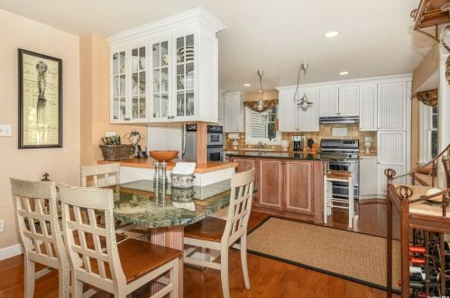 7 Sunken Meadow Rd, Northport NY  11768-2718 exterior