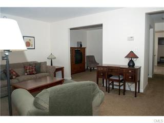 36 Jackson Dr, Milford, CT 06460-7109