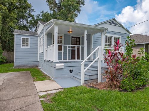 218 Page St, Orlando, FL 32806-3051