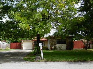 7061 27th St, Hollywood, FL 33023-3756