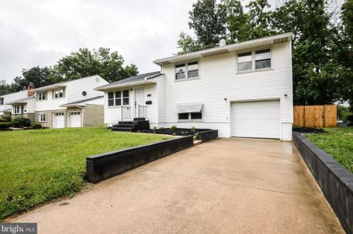 1021 Kendall Rd, Wilmington, DE 19805-1150