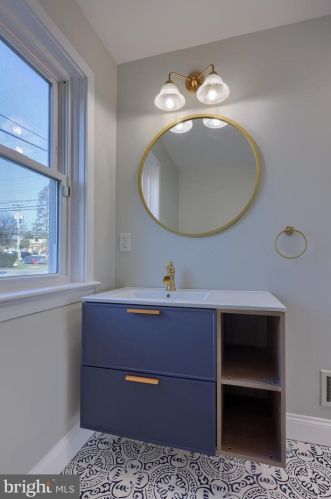 124 Millersville Rd, Lancaster PA  17603-4220 exterior