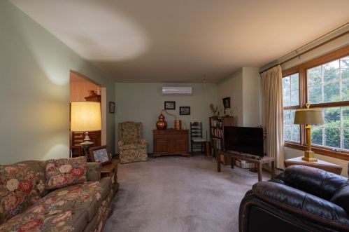 764 14th St, Oakmont, PA 15139-1010