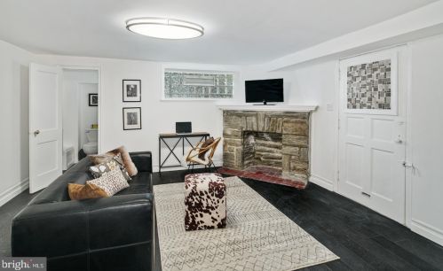 1535 Chelten Ave, Philadelphia PA 19144-2701 exterior