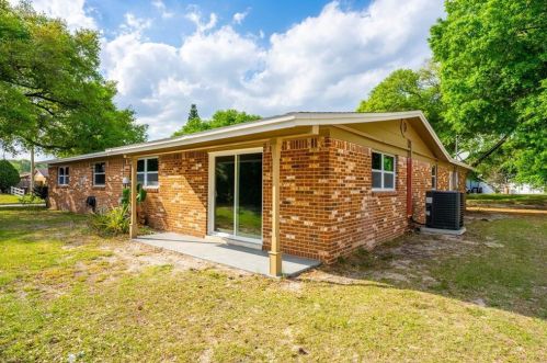 5200 Lima Pl, Orlando FL 32807-1625 exterior