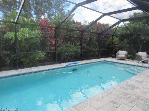 2821 2nd Ave, Cape Coral, FL 33909-8898