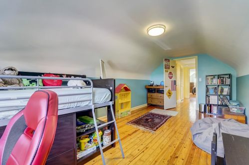 656 Avenue A, Bayonne NJ  07002-1801 exterior