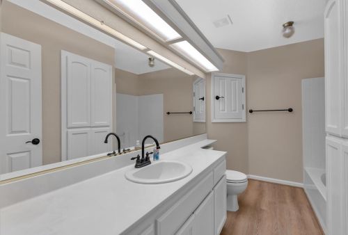 2009 Carlsbad Caverns Ct, Newman CA  95360-9635 exterior