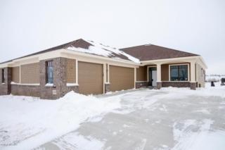 810 Somerby Pkwy, Byron MN  55920 exterior