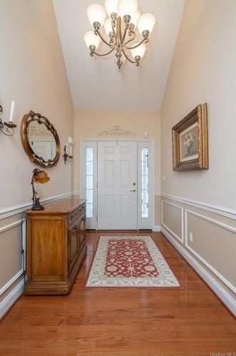 16 Sunflower St, Middletown, NY 10940-5044
