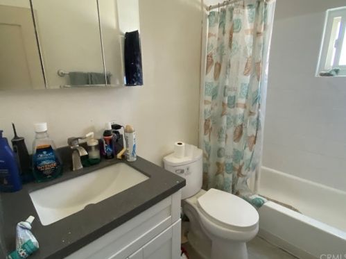 5101 Lindsey Ave, Pico Rivera CA  90660-2732 exterior