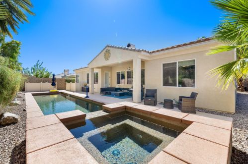 78370 Via Dijon, La Quinta, CA 92253-2381