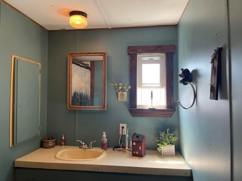 15 Cedar St, Columbia NH  03576-3106 exterior