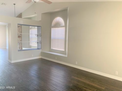 902 Saragosa St, Chandler AZ  85225-6401 exterior