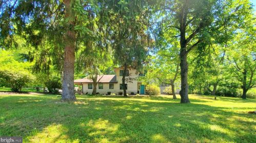 456 Hildebeitel Rd, Collegeville, PA 19426-1129