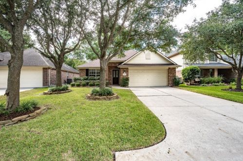 26889 Manor Falls Dr, Humble, TX 77339-7709
