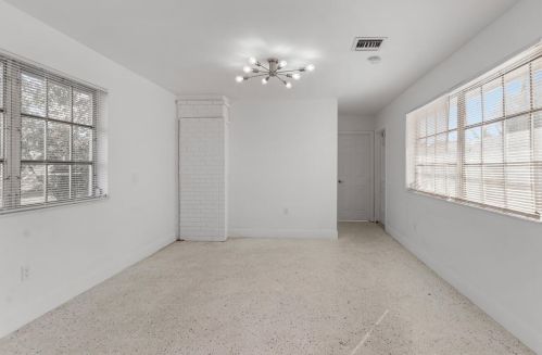 502 Congress Ave, West Palm Beach FL  33401-2904 exterior