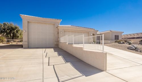 3599 Vega Plz, Lake Havasu City, AZ 86404-1727