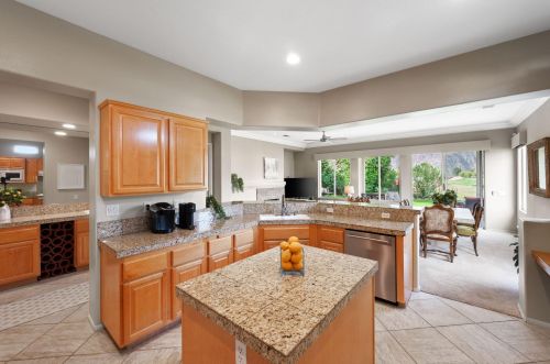 78140 Calle Las Ramblas, La Quinta CA  92253-8906 exterior