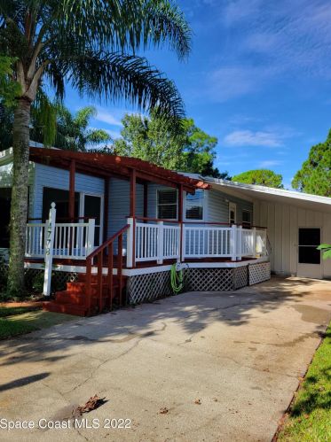 4778 Cambridge Dr, Mims, FL 32754-5461