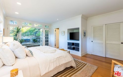 1125 Old Topanga Canyon Rd, Topanga CA  90290-3825 exterior