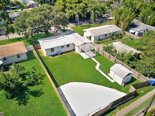 601 39th Ave, Saint Petersburg, FL 33703-5919