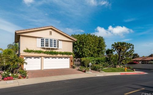 810 Rancho Dr, Long Beach, CA 90815-4736
