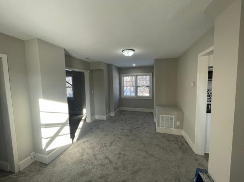 332 Jessamine Ave, Saint Paul MN 55130-3731 exterior