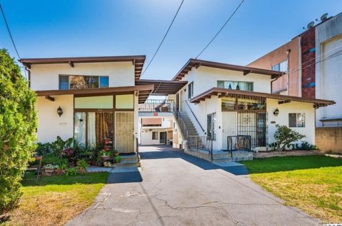 830 Raleigh St, Glendale, CA 91205-5211