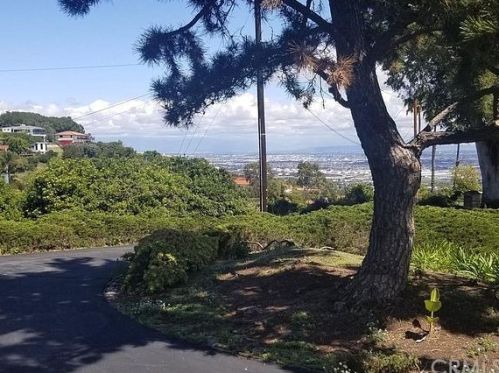 57 Avenida Corona, Palos Verdes Estates, CA 90275-6327
