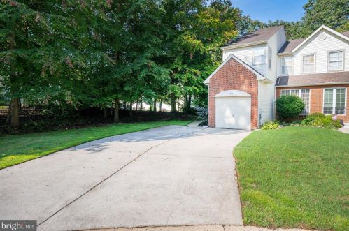 10 Killen Ct, Bear, DE 19701-3829