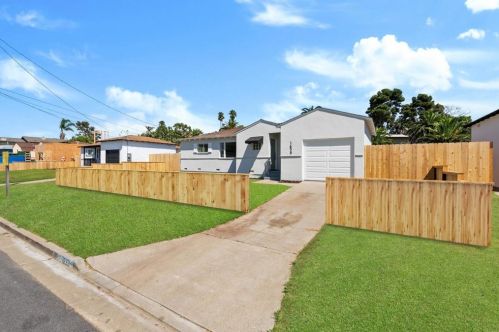 1638 Kurtz St, Oceanside, CA 92054-5534