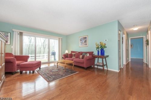 235 Robertson Way, Lincoln Park NJ  07035-1858 exterior