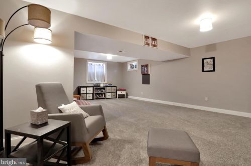 594 Sawgrass Dr, Charles Town WV  25414-5968 exterior