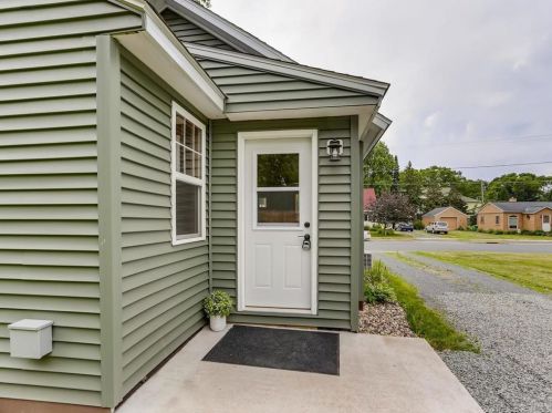 717 Chieftain St, East Farmington WI  54020-8014 exterior