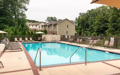15 Old Oak Dr, Brookfield Center CT  06804-2209 exterior