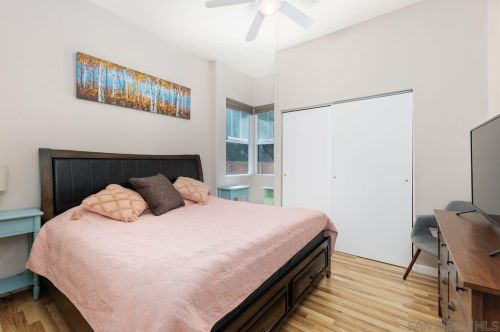 5477 Wolverine Ter, Carlsbad CA  92010-7159 exterior