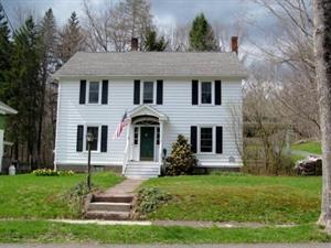 4 Woolerton St, West Delhi, NY 13753-1114