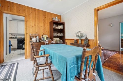 158 Norway Ln, South Plainfield NJ  07080-2810 exterior