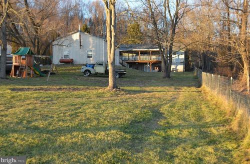320 Cragmoor Rd, York Haven PA  17370-9053 exterior
