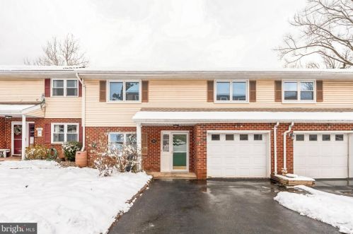 168 Vis Dr, Easton PA  18042-7210 exterior